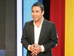 Quyền Linh với những khó khăn không tên khi làm MC