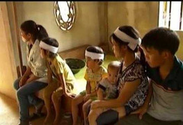 Cháu bé chết đói ở Hà Tĩnh: Tỉnh nói 'thoát nghèo là đúng'