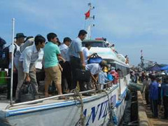 Sản phụ sinh con ngay trên tàu cao tốc