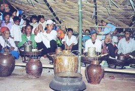 Tập tục ‘tán gái’ và kiếm vợ kỳ lạ của thanh niên Ma Cong