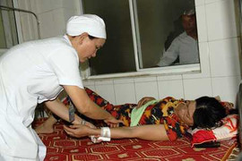 Nổ đầu đạn, 5 người trọng thương