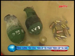 Clip: Băng nhóm trộm ôtô ném lựu đạn chống trả công an