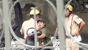 Lái xe ôm gửi công an đơn xin 'đánh lộn'