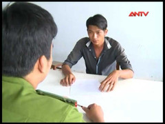 Clip: Nhóm cướp táo tợn dùng súng bắn trả công an