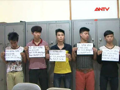 Clip: Cuộc hỗn chiến giữa tuýp sắt và dao tự chế ở Lào Cai