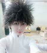 Nữ sinh với mái tóc lạ được dân mạng chú ý