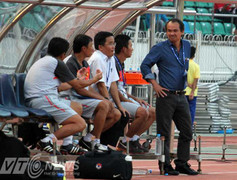 Bầu Đức tràn sân, vận đen lại 'ám' U19 Việt Nam?