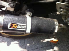 Bị tố bán hàng nhập nhằng, cửa hàng xe máy hoàn tiền cho khách