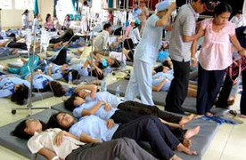 Hàng trăm công nhân Bắc Ninh ngộ độc sau bữa trưa