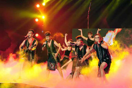 Lấy khăn Piêu đóng khố trên truyền hình: F Band xin lỗi