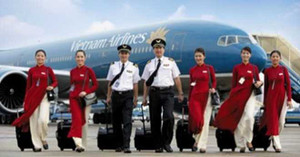 Phi công, tiếp viên Vietnam Airlines nhận lương bao nhiêu?