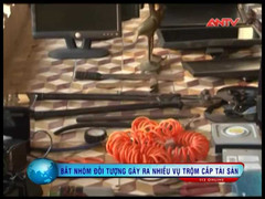 Cặp đôi chuyên nghiệp trộm cắp trong nháy mắt