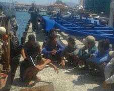 Ngư dân Việt bị những kẻ bịt mặt bắn ngoài khơi Philippines