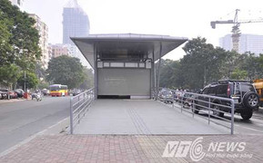 Cận cảnh tuyến buýt nhanh 49 triệu USD ở Hà Nội