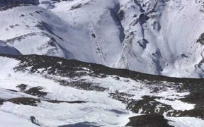 Ký ức kinh hoàng của người sống sót sau vụ lở tuyết tại Himalaya