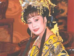 Chuyện ít biết về nữ hoàng băng nhạc 'Mưa bụi' Tài Linh