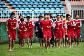 Không lo U19 HAGL Arsenal JMG kiệt sức