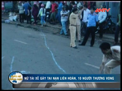 Nữ tài xế đâm liên hoàn làm 10 người thương vong