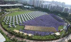 Thưởng ô tô, căn hộ cho 1.200 nhân viên