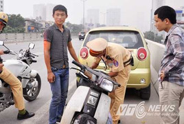 'Chốn vô luật pháp' ở đường trên cao: Cuộc 'truy kích' bất ngờ