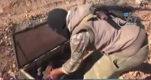 Clip: Mỹ thả nhầm vũ khí cho IS