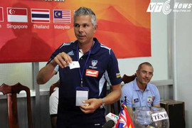 HLV U21 Sydney: Nên bỏ kiểu bốc thăm này đi