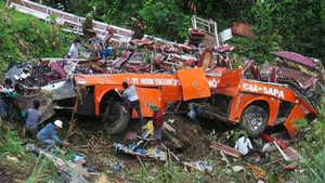 Công bố nguyên nhân tai nạn xe khách thảm khốc ở Lào Cai