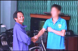 'Khắc tinh thần chết' cứu hàng trăm người nhảy cầu tự tử