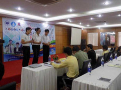 102 sinh viên thử thách ở vòng 2 'Thử tài kinh doanh lần 4'