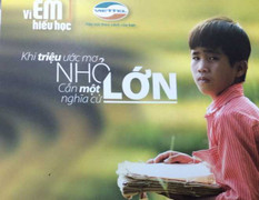 Quỹ khuyến học 260 tỷ đồng 'Vì em hiếu học'