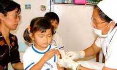 Vụ tiêm nhầm nước cất: Cảnh báo toàn hệ thống tiêm chủng