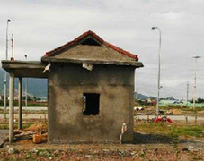 Tháo dỡ miếu thờ trái phép tại Formosa Hà Tĩnh