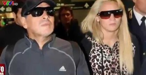Clip: Diego Maradona hành hung bạn gái