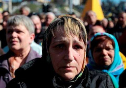 Ukraine thuyết phục EU và Mỹ giúp trả nợ cho Nga