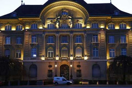 Nhà băng Thụy Sĩ đạt lợi nhuận 'khủng' gần 30 tỷ USD