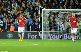 Đánh bại Man Utd: Chỉ cần làm đội bóng nhỏ