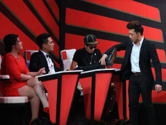 MC Phan Anh bị chê nhạt nhẽo, 'đơ toàn tập'