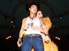 Lâm Chi Khanh tiết lộ mối tình với Ưng Hoàng Phúc