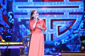 Phi Nhung liên tục dẫn đầu tại Bài hát yêu thích tháng 10