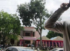 Kiểm điểm viện trưởng tổ chức tiệc cưới con tại nhiệm sở