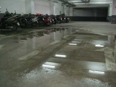 Ở trong chung cư hứng nước mưa: Sở Tài chính bị 'vượt mặt'