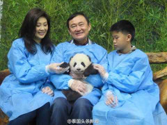 Thủ tướng Thái Lan dọa dùng vũ lực với báo chí