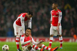 Arsenal đánh rơi chiến thắng dù dẫn trước 3 bàn