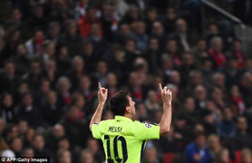 Tin sáng 6/11: Lập cú đúp, Messi vượt mặt Ronaldo