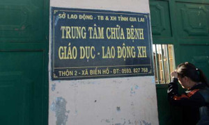 Học viên trung tâm cai nghiện Gia Lai phá cổng thoát ra ngoài