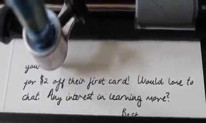 Robot viết thư tay cho người lười