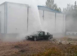 Video: Vòi rồng công nghiệp phá hủy xe hơi trong 3 phút