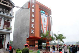 Cháy quán karaoke, 4 người thiệt mạng