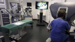 Nghi án hối lộ quan chức y tế Việt Nam: Tiền vào túi ai?