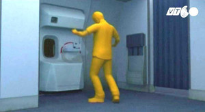 Clip: Khách la hét, đòi mở cửa thoát hiểm máy bay